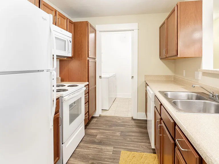 Preserve at Grande Oaks Apartment Homes — Photo 43