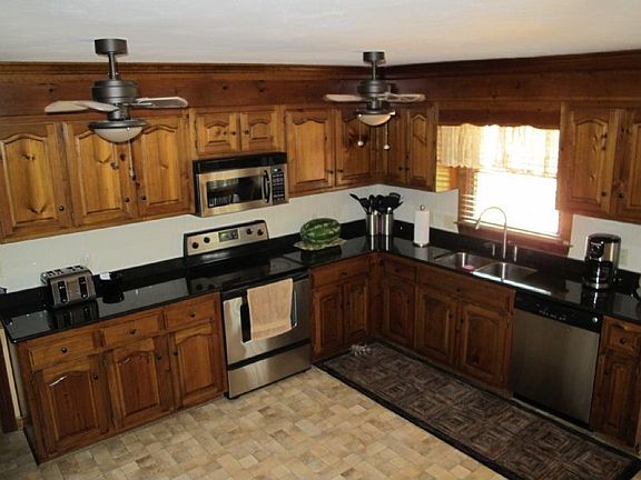 2nd image of 1004 Cronin Ct