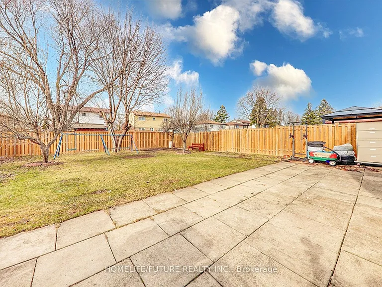 97 Dunsfold Dr #BASEMENT — Photo 20