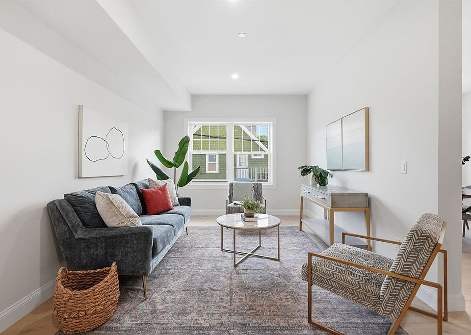 1st image of 66 Tileston St #5