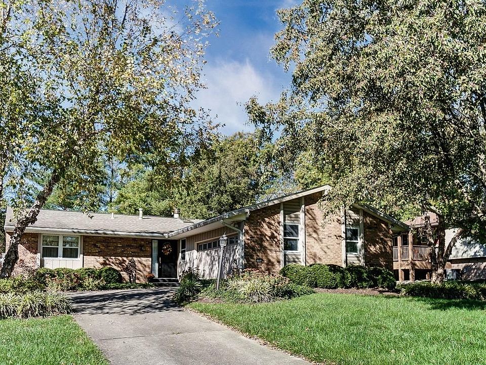 1st image of 9883 Beau Ln