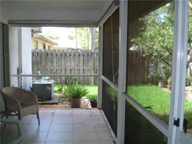 1141 Mulberry Pl — Photo 12