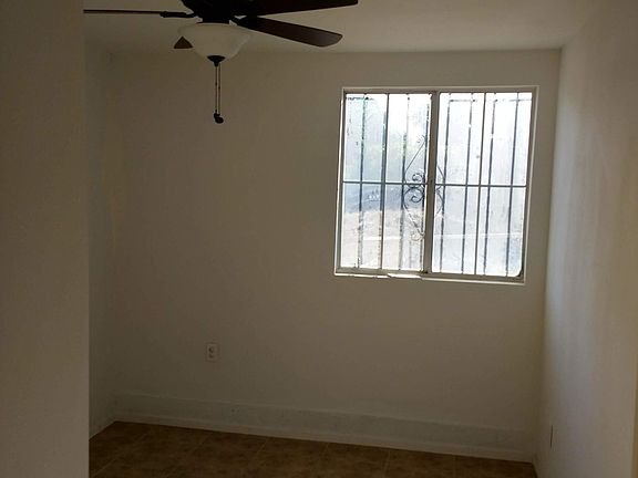 3rd image of 1102 W 48th St