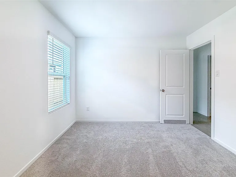 21327 Patton Hills Ln — Photo 31