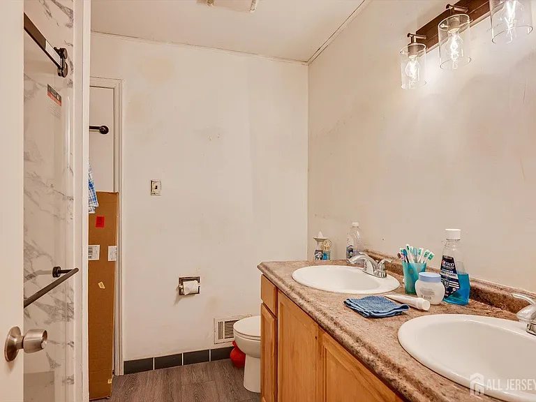 7 Buttonwood Dr — Photo 22