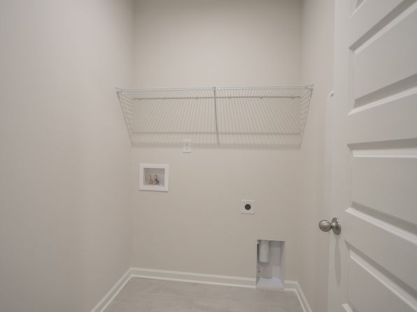 2402 Dunwood Ln, Mount Juliet, TN 37122