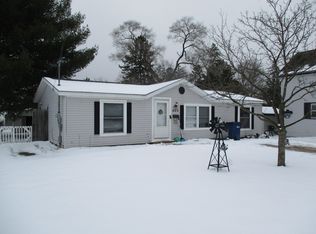 902 Park St, Grayling, MI 49738