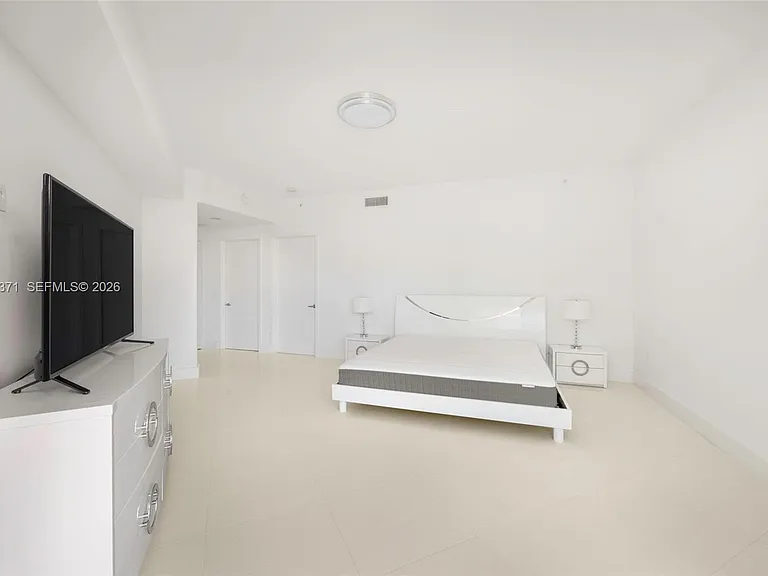 17301 Biscayne Blvd #1704 — Photo 24
