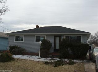 17616 Deforest Ave, Cleveland, OH