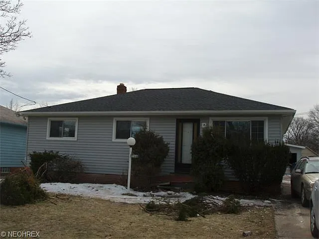 17616 Deforest Ave photo 1