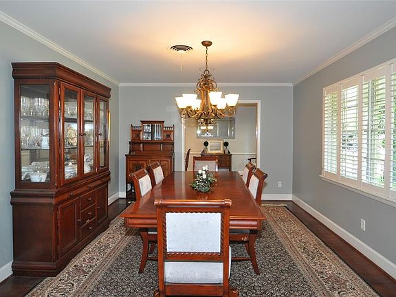 5th image of 435 Wycliffe Dr