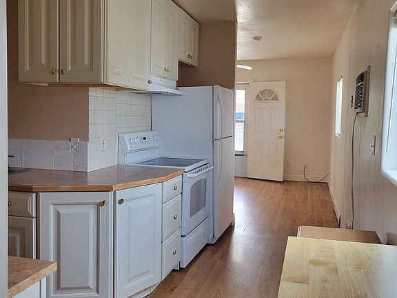 4th image of 232 E E St #F