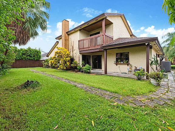 2nd image of 15615 SW 54th Street