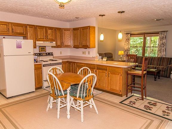 5th image of 19 Crabtree Ct
