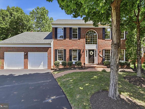 4th image of 3801 Wheatgrain Ln