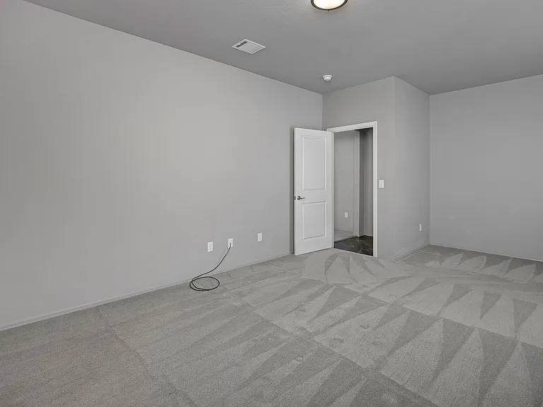 5004 Hawken St — Photo 13
