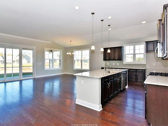 3rd image of 39 Bridgetown Rd