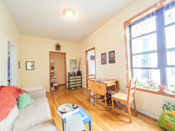 4th image of 359 Saint Johns Pl APT 7