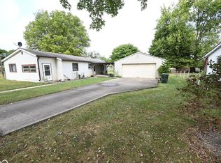 1114 Hendricks Ave, Shelbyville, IN 46176