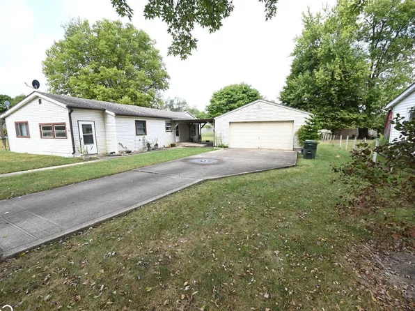 1114 Hendricks Ave, Shelbyville, IN 46176