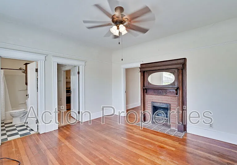 1610 California St #1 — Photo 12