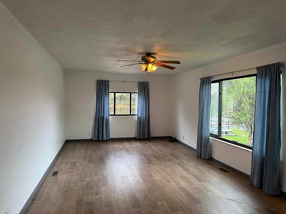 4th image of 92 Brookfield Dr #1