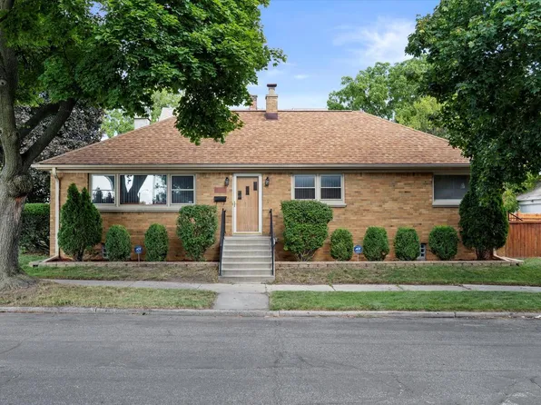 3072 North 75th STREET, Milwaukee, WI 53210