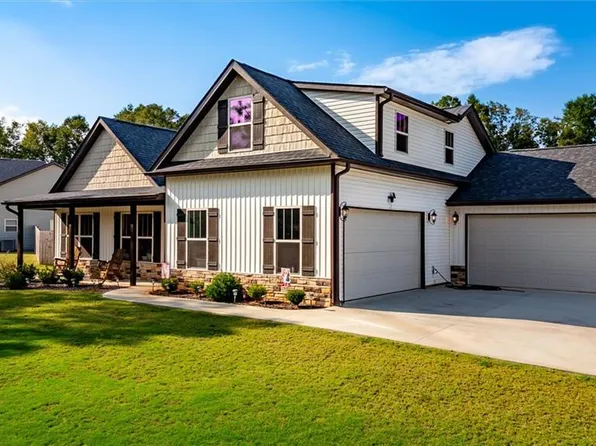 105 Cliftons Landing Dr, Anderson, SC 29625