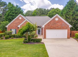 1504 Jade Cove Dr, Powder Springs, GA 30127
