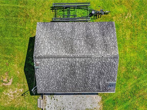5th image of 126 Buell St Lot 22