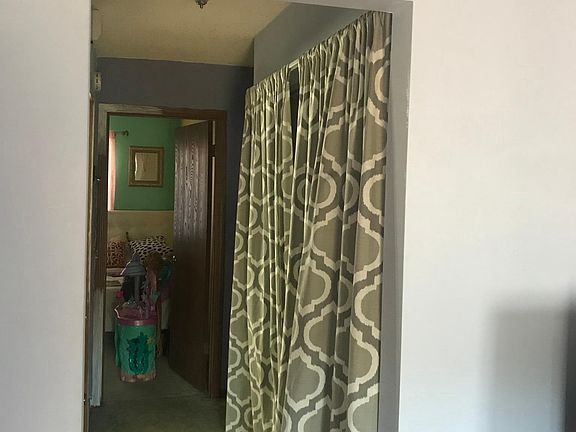 4th image of 14216 Green St