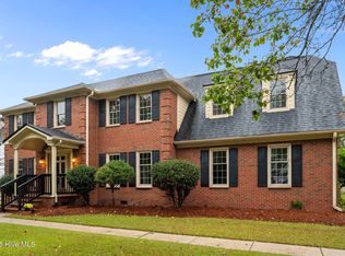 2906 Hunters Run, Greenville, NC 27858