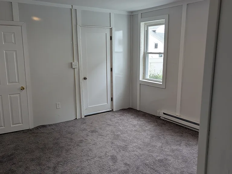 604 Ackley St — Photo 8