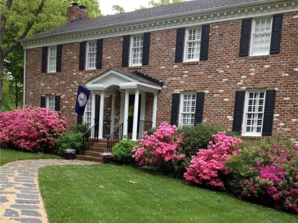 17 Charnwood Rd, Henrico, VA 23229