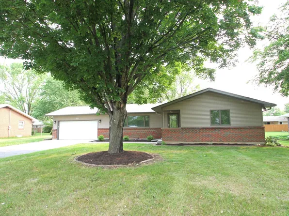 1029 E Main St, Rockton, IL 61072