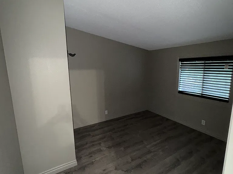 108 N Washington St — Photo 15