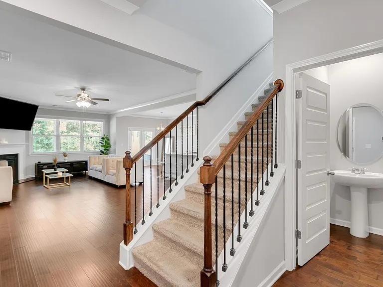 1398 Harlequin Way — Photo 30