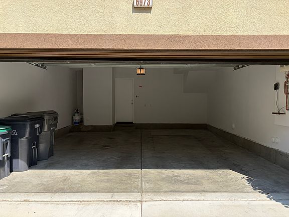 3rd image of 6973 Vining St