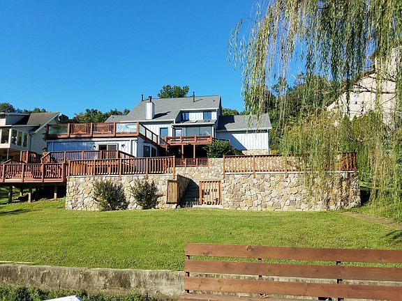 4th image of 4939 Bal Harbor Dr