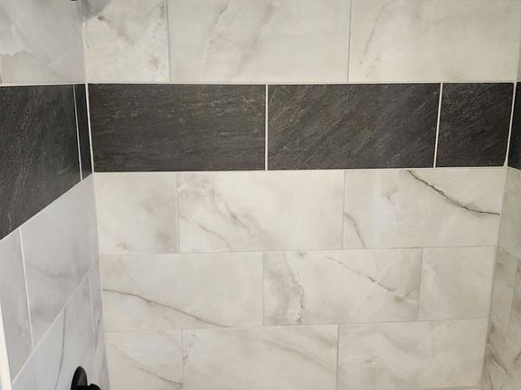 2nd image of 942 N Oliver Ave #4