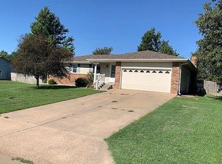 210 S 2nd Ave, Minneapolis, KS 67467