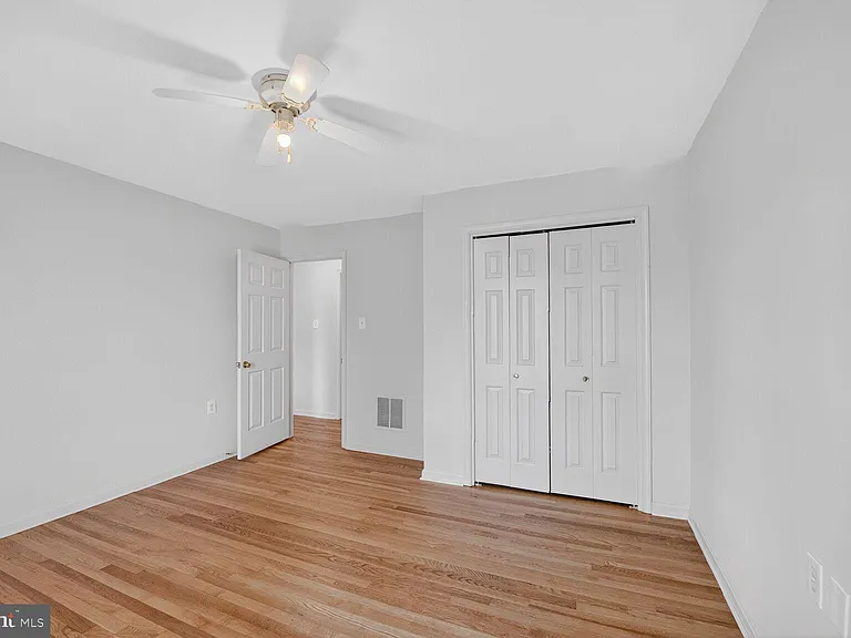 21733 Oatlands Rd — Photo 28