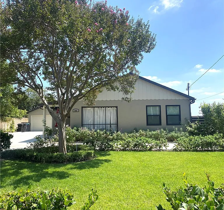 502 E Bonita Ave