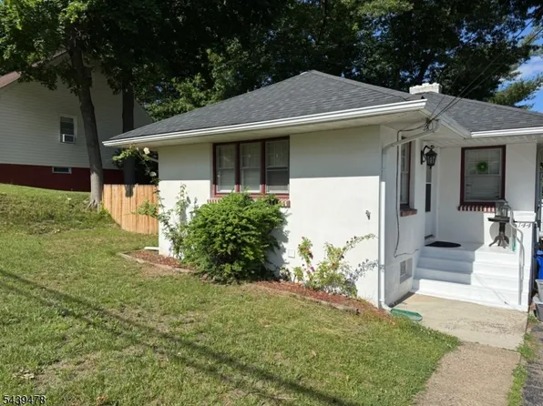144 Baker St, Dover Town, NJ 07801