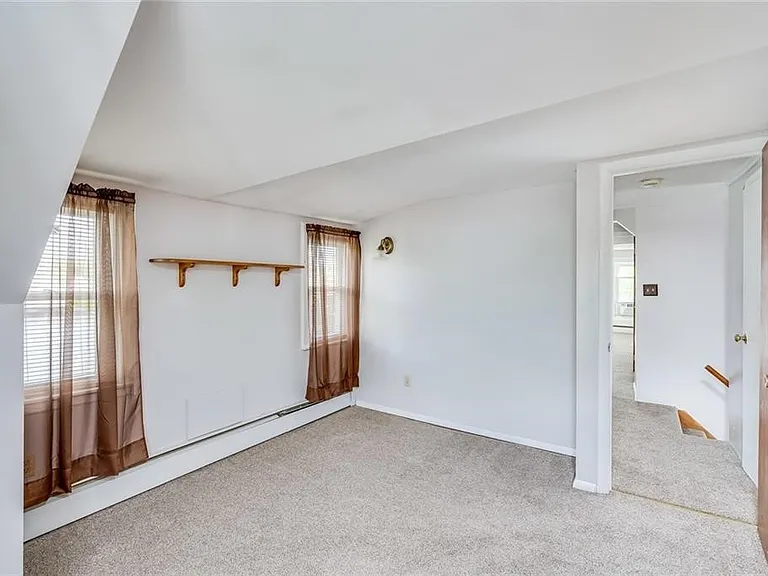712 Emmett St — Photo 3