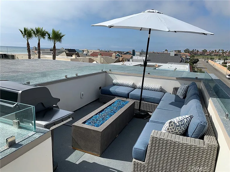 116 W Channel Islands Blvd — Photo 50