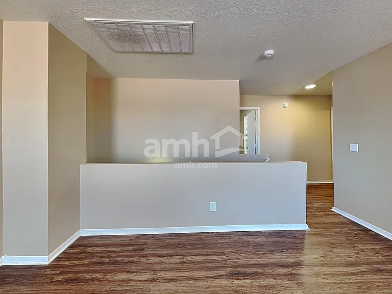 3279 S Bowman Rd — Photo 10