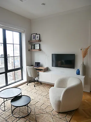 Rented by Hillel Realty Group | media 3