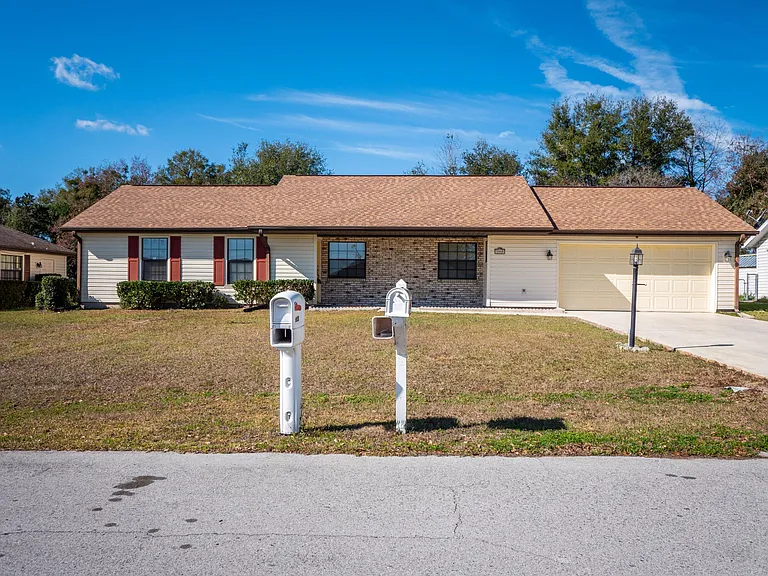 3340 NW 44th Ct — Photo 9