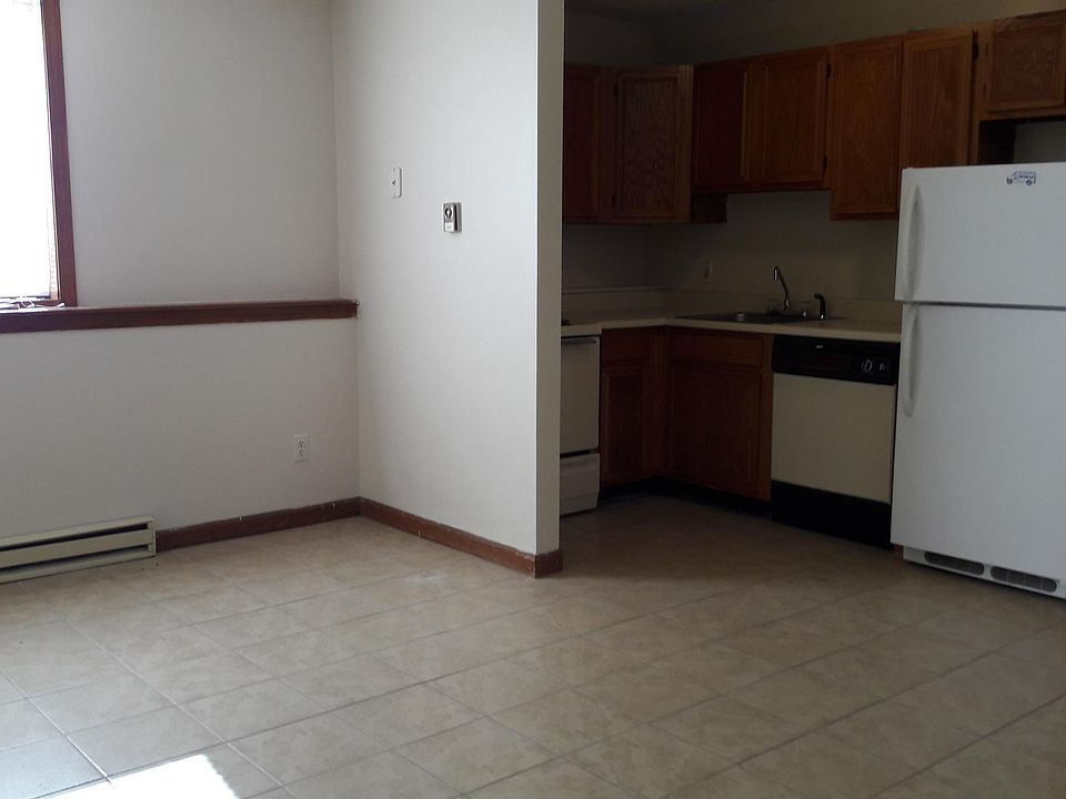 2nd image of 1110 Berkshire Ave APT D